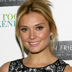 celebrity Spencer Grammer